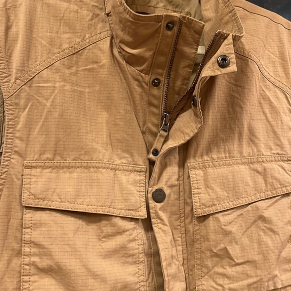 Eddie Bauer Vest😊 - Picture 2 of 12